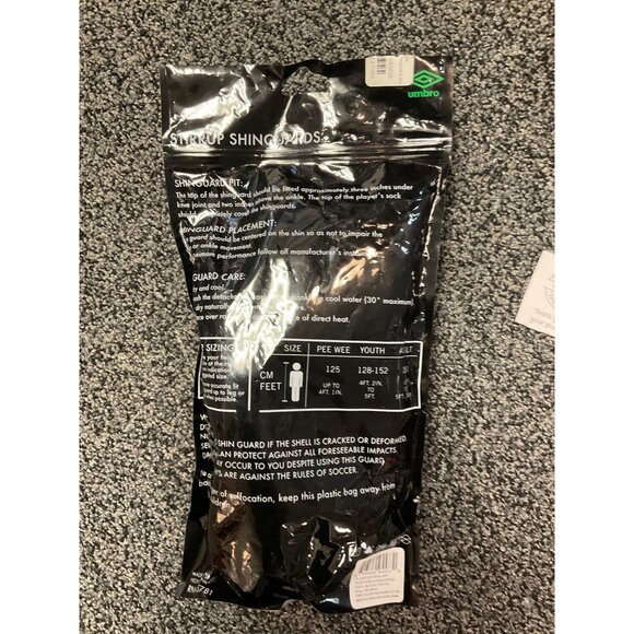 Umbro Peewee Stirrup Shinguards With 6mm EVA Padding & 3mm Ventilated Plate - Picture 3 of 4